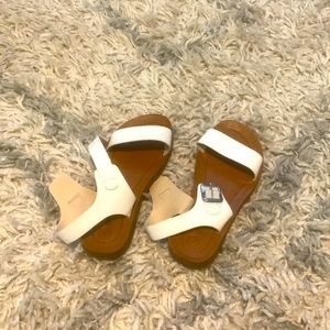 Adorable Girls Sandals!❤️❤️